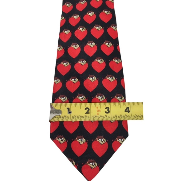 Looney Tunes Tasmanian Devil Neck Tie With Hearts Tazmanian Taz - Picture 6 of 6